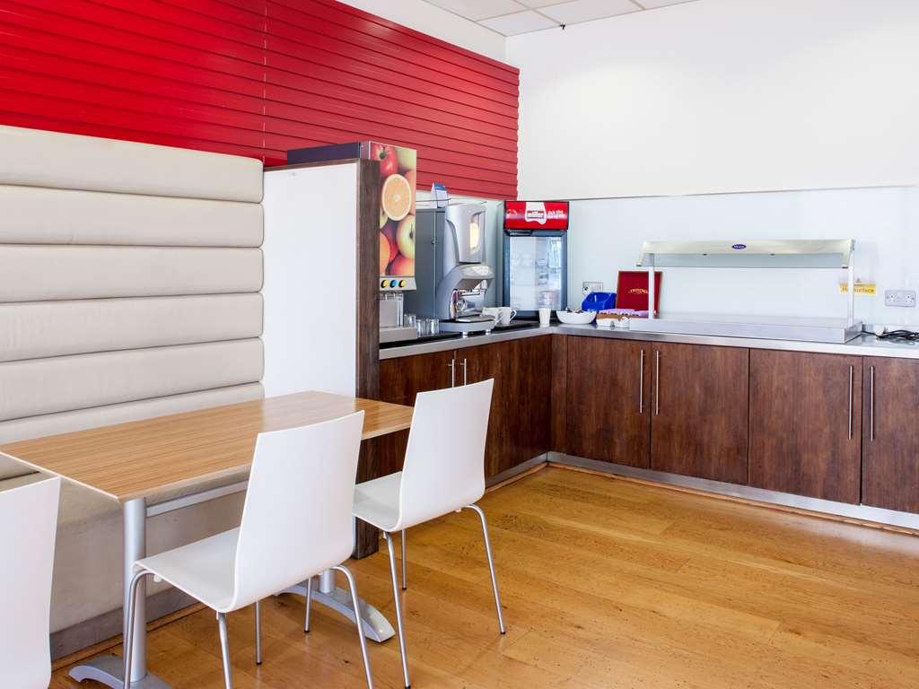Travelodge Kew Bridge Londra Ristorante foto